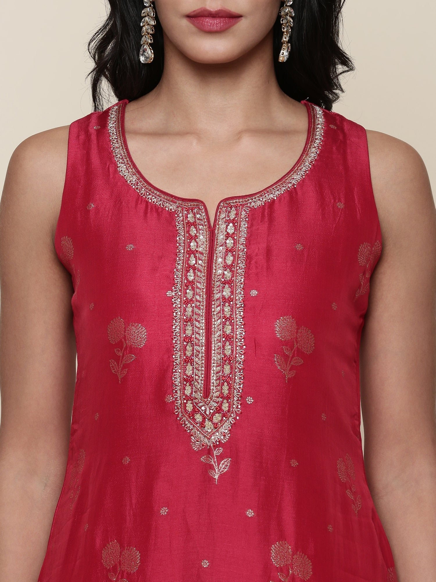 Silk red embroidered Three piece suit set - Image 4