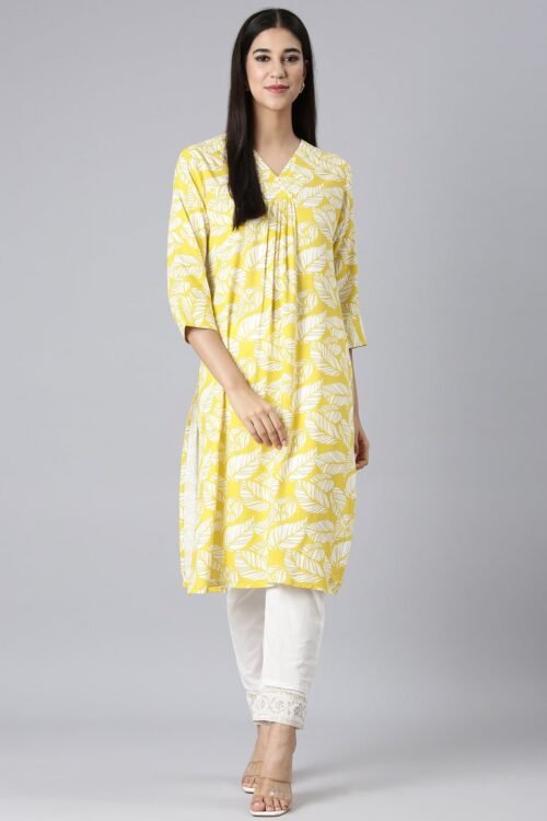 Quantumtera Yellow Casual Floral Straight Kurta