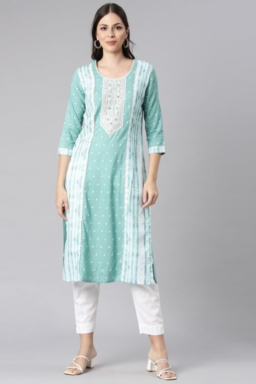 Quantumtera Sea Green Casual Solid Straight Kurta