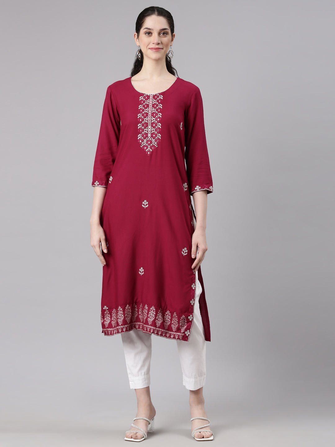 Quantumtera Red Straight Casual Floral Kurta
