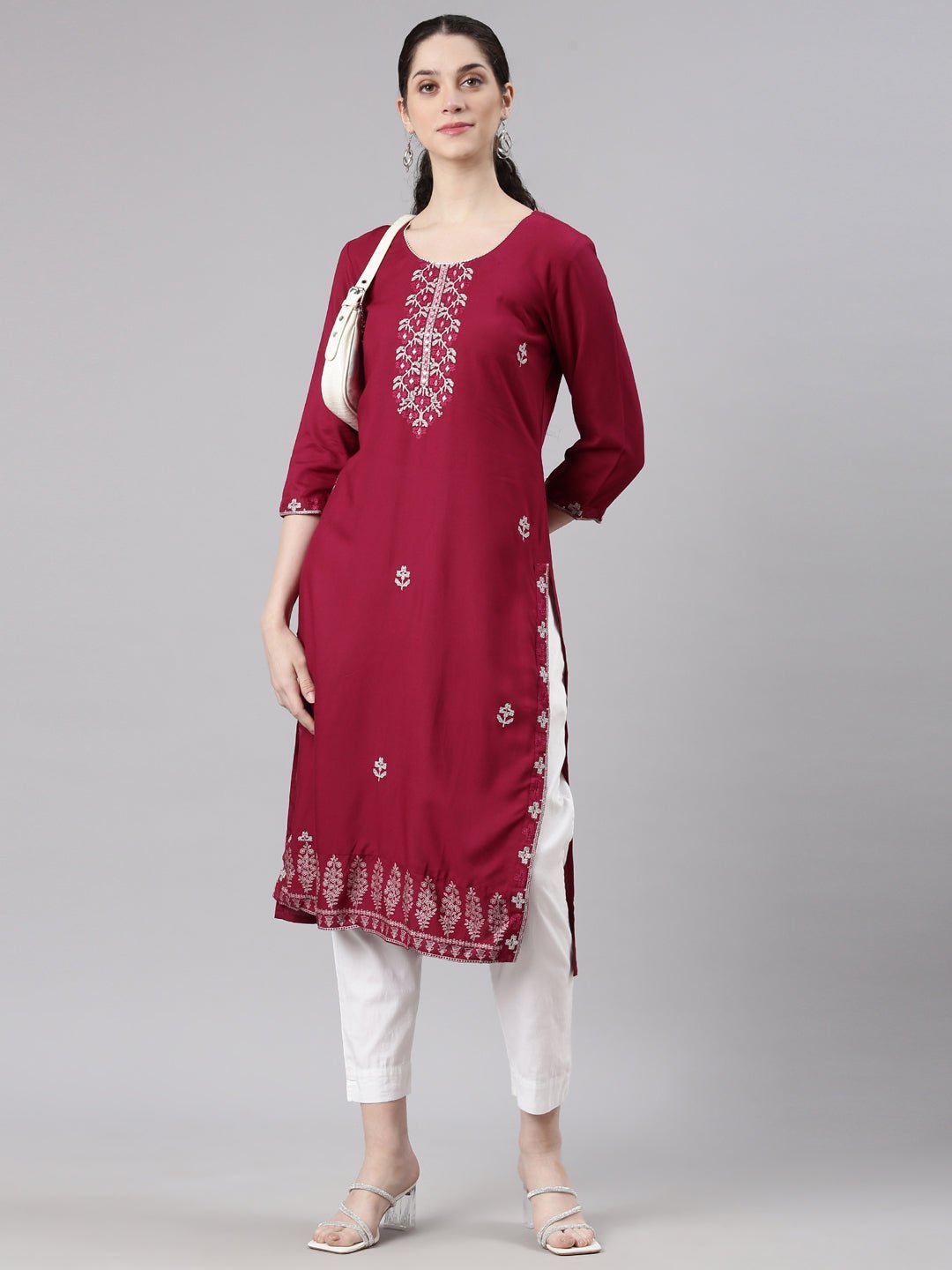 Quantumtera Red Straight Casual Floral Kurta - Image 6