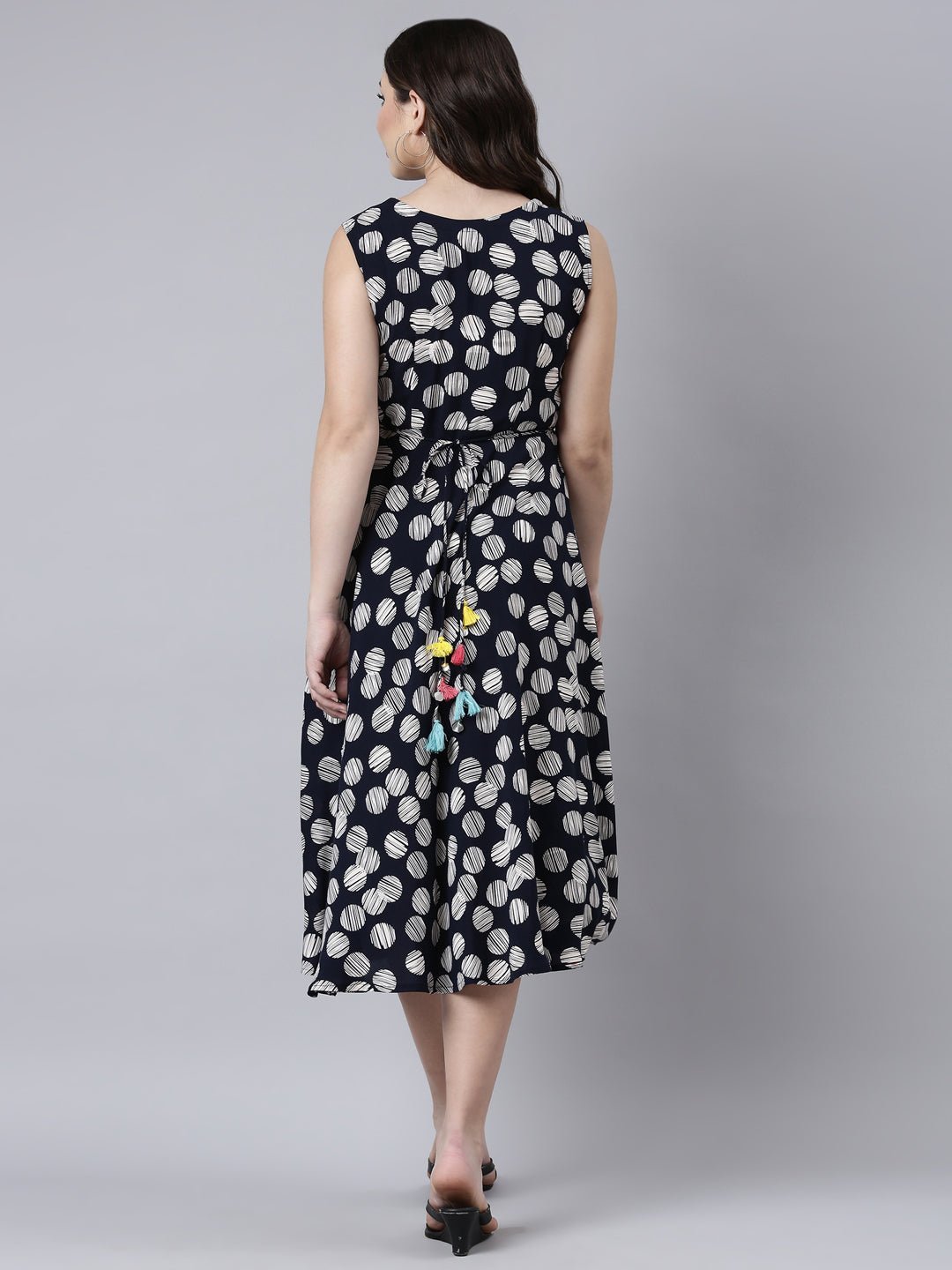 Quantumtera Navy Blue Straight-Cut Casual Floral Maxi Dresses - Image 3